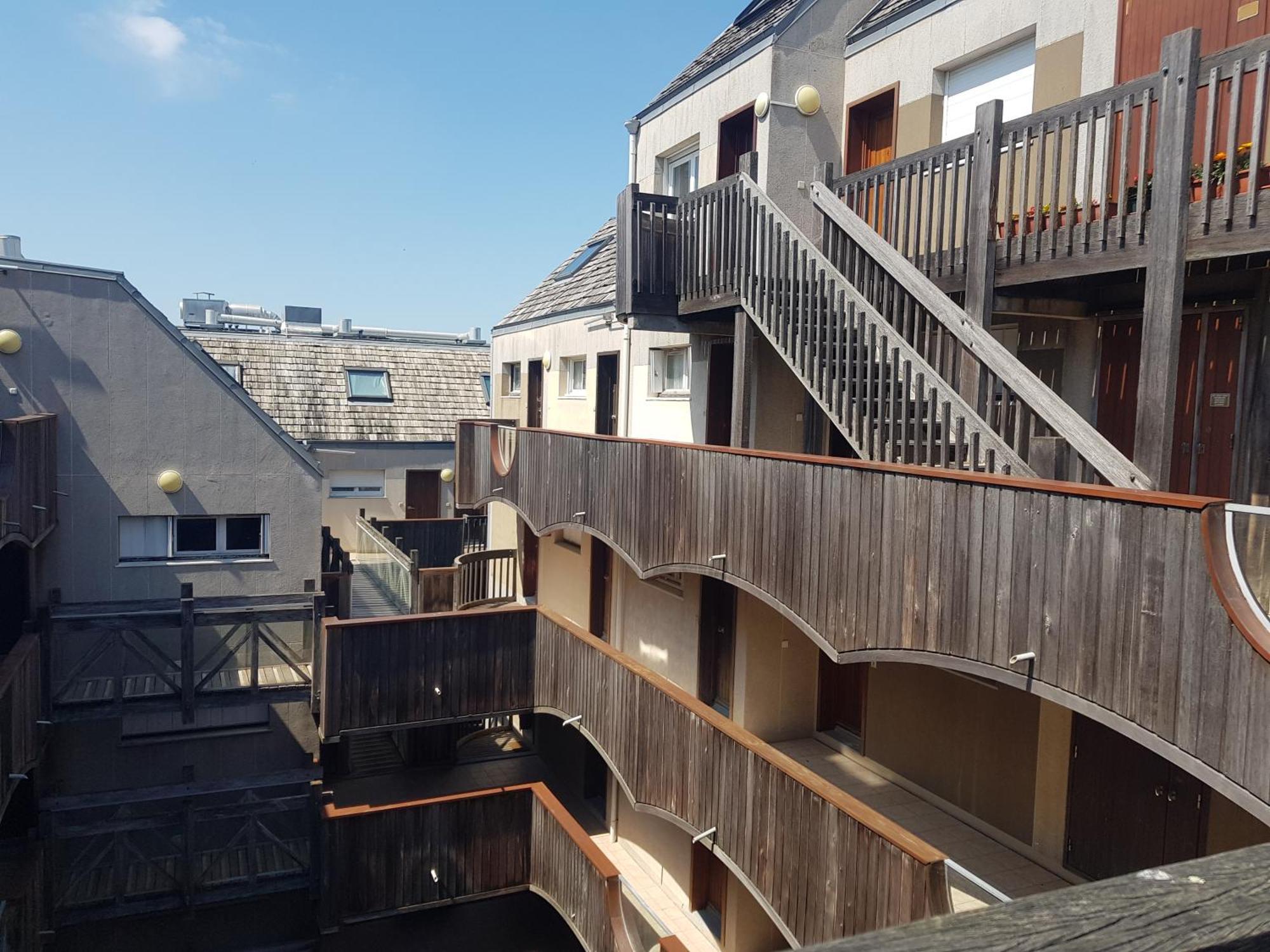 Vue Mer Et Parking ラ・ロシェル エクステリア 写真